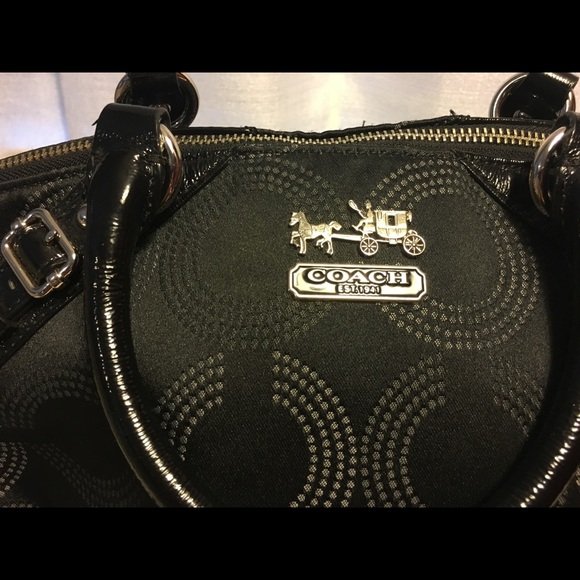 Authentic Coach Purse - Picture 2 of 4